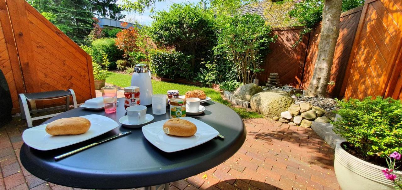 Moin, Moin & Ahoi! Apartment Kiel Luaran gambar